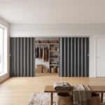04_PLAYC440-GRIS